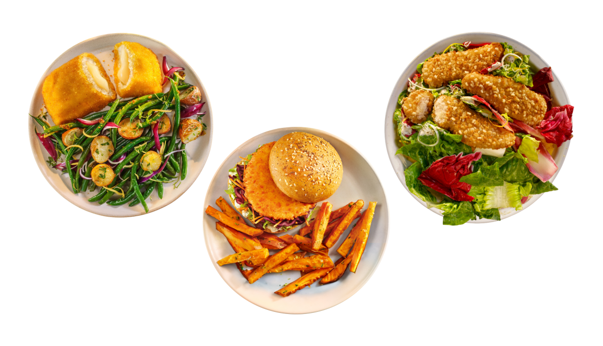 Valess Foto dall'alto di piatti di Veggie Cotoletta Con Fromaggio, Veggie Crispy Chicken Burger, e Veggie Crunchy Tenders con fromaggio